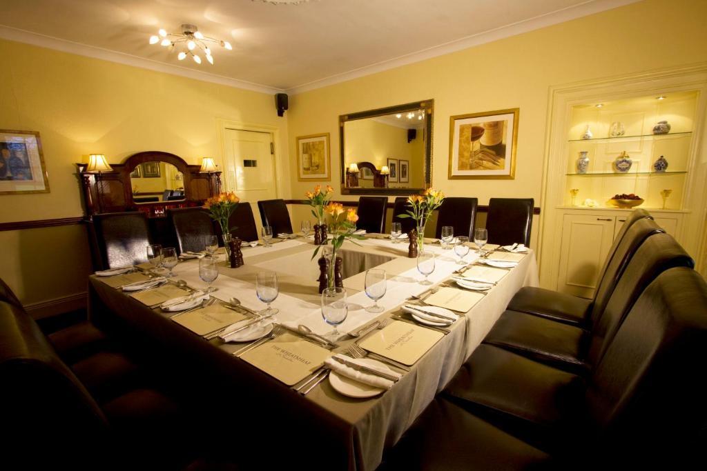 The Wheatsheaf Hotel And Restaurant Swinton  Exterior foto